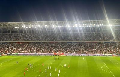 Ce s-a auzit la stația de amplificare din Ghencea înainte de FCSB - CFR Cluj: „În această seară, suporterii roș-albaștri din tribună poartă un singur nume...”