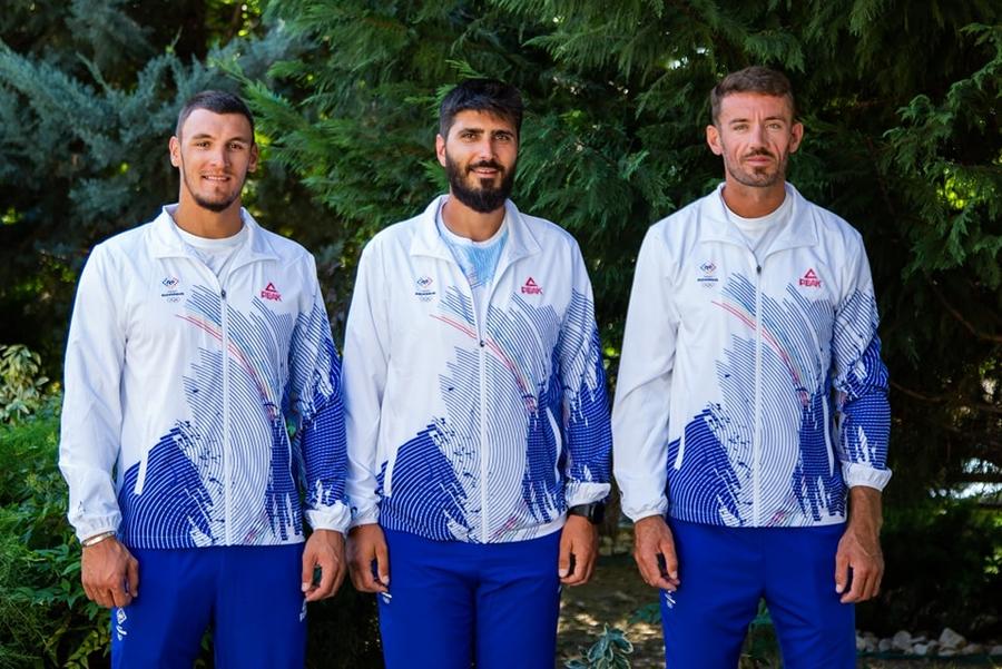 Cosmin Boguș (cu Andrei Cornea și Marian Enache) - Antrenori ai lotului național de canotaj Foto: COSR Marian Enache, campion olimpic la Paris: „Frica a existat în urmă cu câțiva ani, până când mi-am dat seama că este o iluzie” + Ce înseamnă triumful la Jocurile Olimpice și conexiunea specială cu prima sa antrenoare