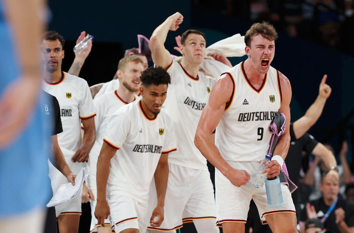 Știm prima semifinalistă a probei de baschet masculin de la Jocurile Olimpice » Giannis Antetokounmpo, învins de campioana mondială