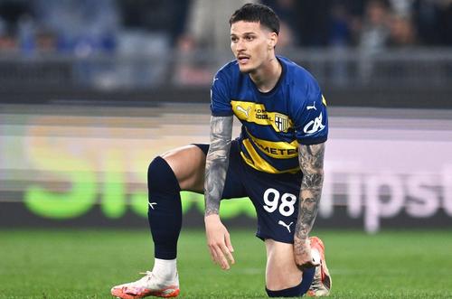 Dennis Man, noua extremă a lui PSV, a avut 28 de goluri și 17 assisturi în 142 de meciuri la Parma / Foto: Imago