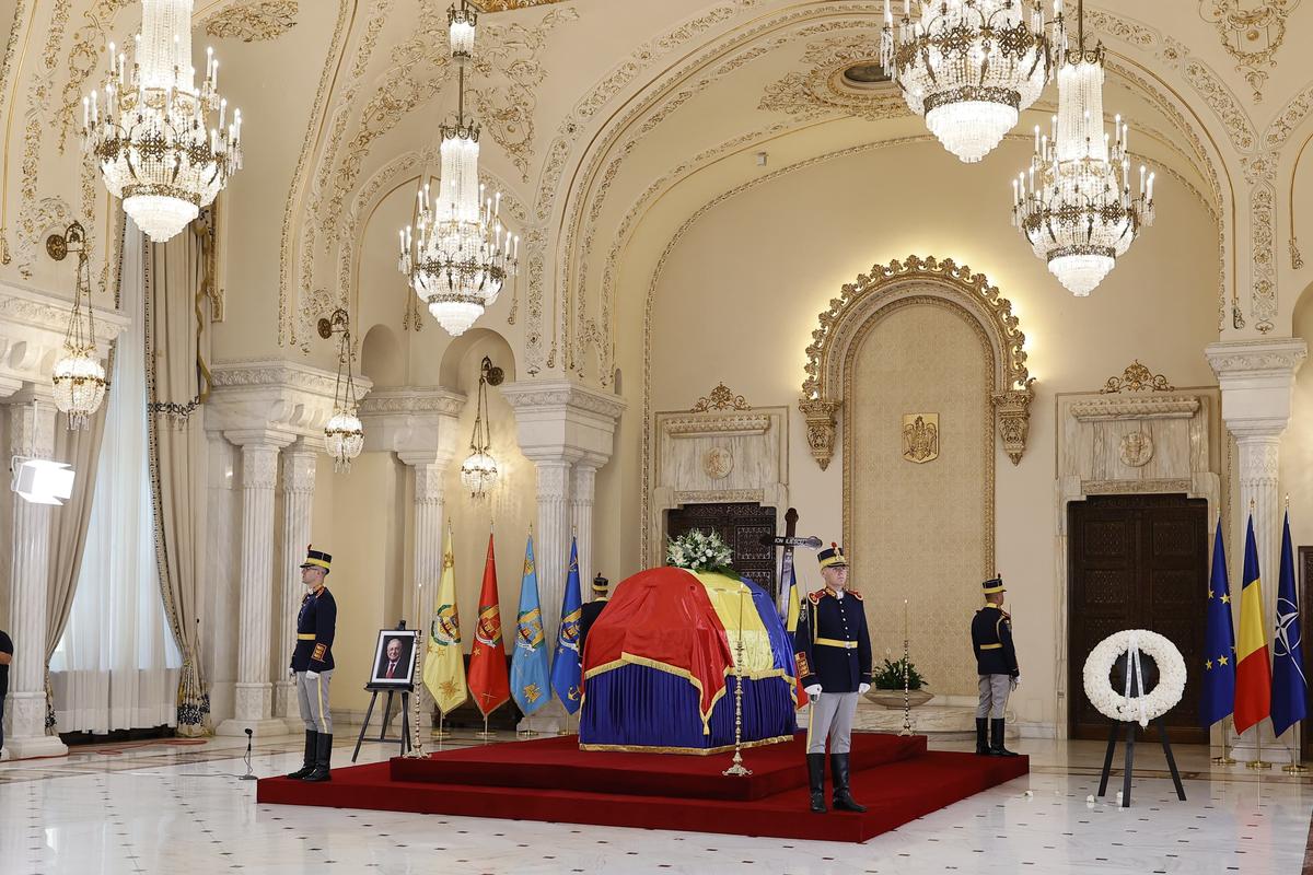 Imagini de la funeraliile lui Ion Iliescu, de la Palatul Cotroceni / foto: Cristi Preda (GSP.ro)