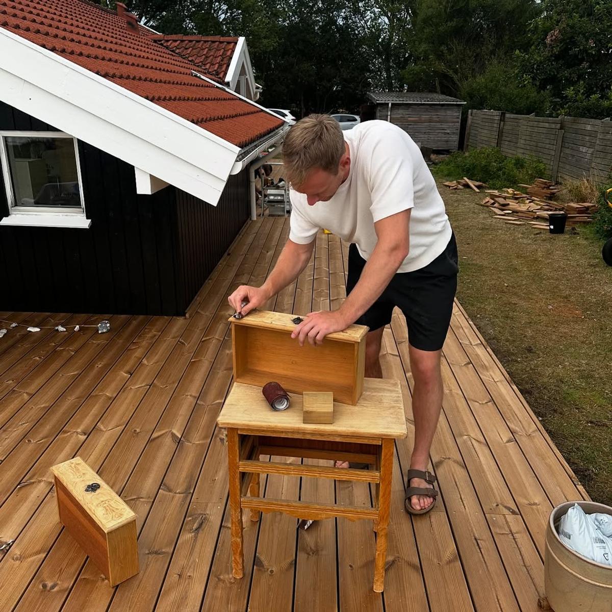 Mathias Gidsel, renovări atât la apartamentul din Berlin, cât și la casa de pe plajă din Danemarca