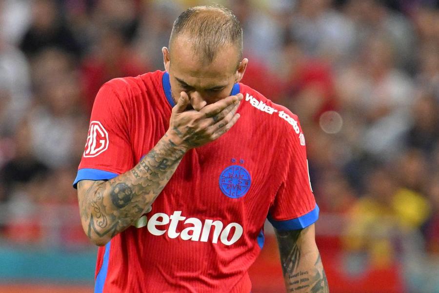 Denis Alibec are un start dificil la FCSB, foto: Imago Images Dorinel Munteanu desființează transferul campioanei FCSB: „Nu trebuia să îl ia”