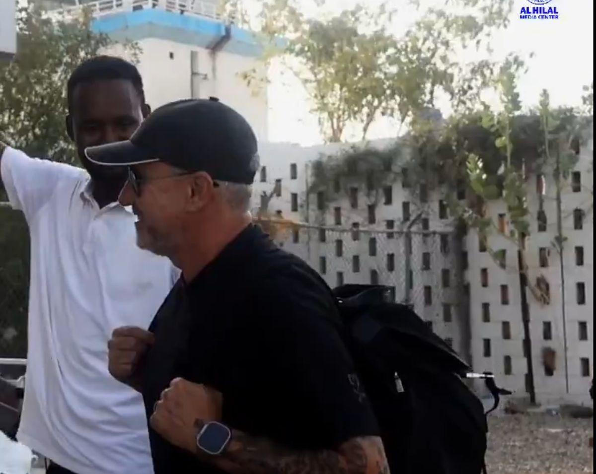 Reghecampf, primit într-un decor trist în Sudan