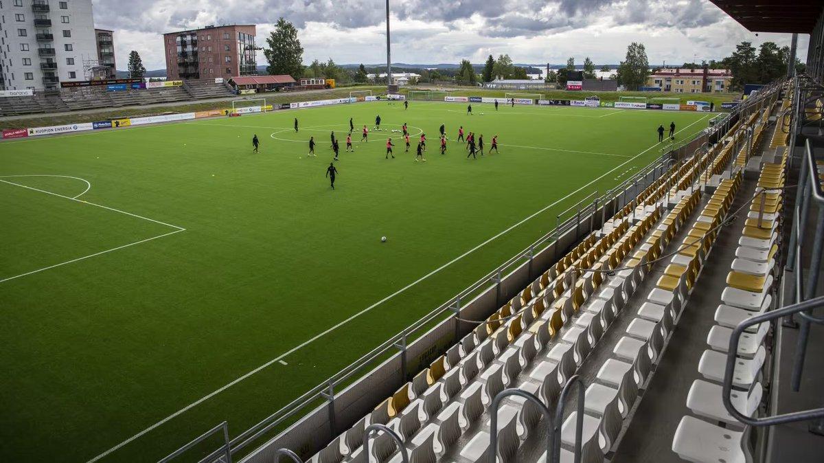 4.700 de locuri și gazon artificial » Cum arată stadionul din Finlanda unde Universitatea Craiova joacă azi