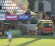Lui Calvin Kabuye i s-a făcut rău în KuPS - Craiova / FOTO: Captură TV @Digi Sport 1