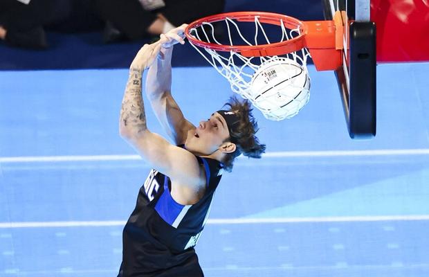 Transfer spectaculos în baschetul european! Triplul câștigător al concursului de slam-dunk din NBA va juca în Spania
