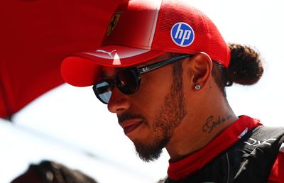 Fostul campion mondial remarcă ce a făcut Lewis Hamilton la Ferrari: „A zis «Vă spun ce fac eu, iar voi faceți în așa fel încât să mi se potrivească»”