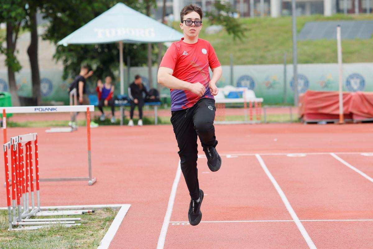 Alexandru Parausanu, sportiv paralimpic - antrenament