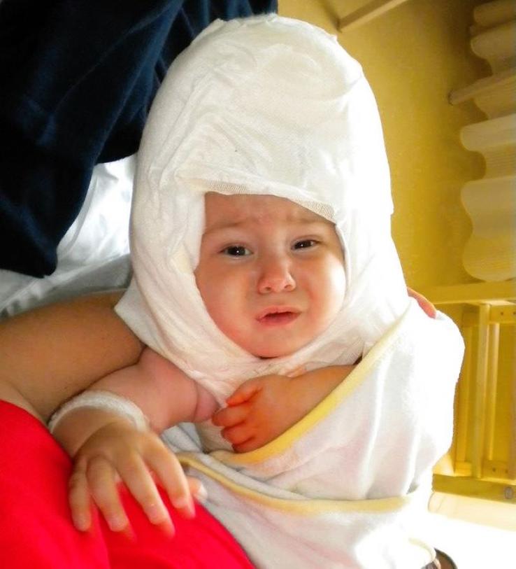 Alexandru Părăușanu, după operația din Germania Foto: Arhivă de familie
