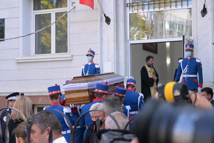 Trupul neînsufleţit al lui Ivan Patzaichin a fost depus la sediul clubului Dinamo / foto: Raed Krishan(GSP)