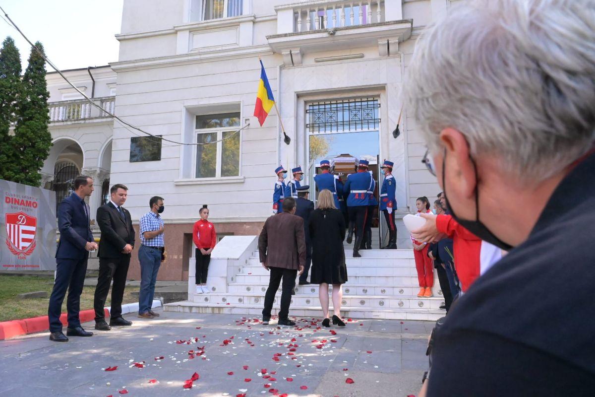 „Vâslind spre eternitate” » Trupul lui Ivan Patzaichin, depus azi la sediul CS Dinamo