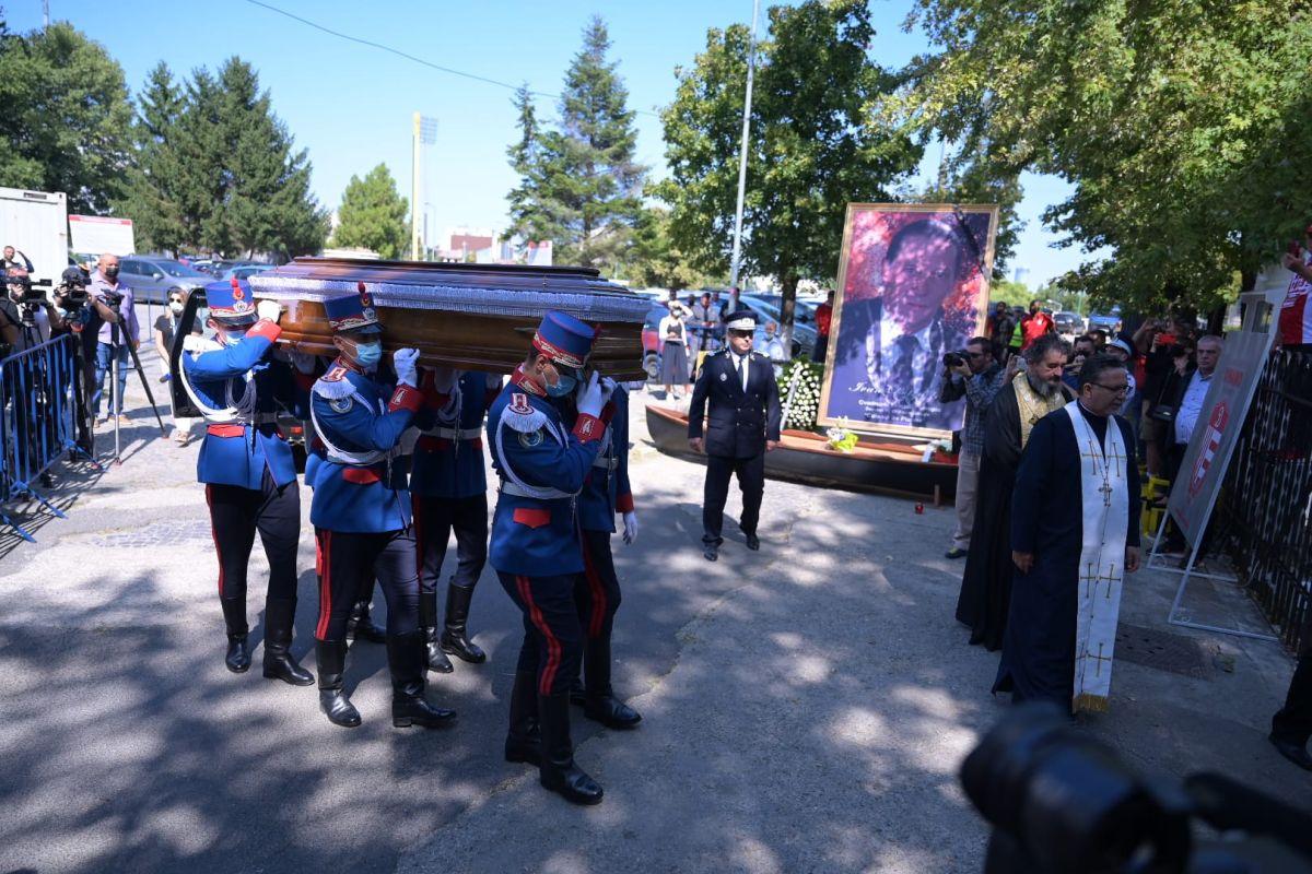 „Vâslind spre eternitate” » Trupul lui Ivan Patzaichin, depus azi la sediul CS Dinamo