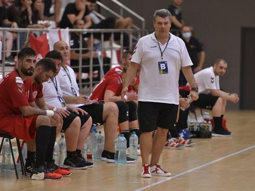 Xavi Pascual a debutat pe banca celor de la Dinamo, a pierdut Supercupa, dar are două victorii în Liga Zimbrilor FOTO IMAGO