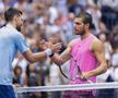 Djokovic l-a îmbrățișat pe Alcaraz după semifinala de la US Open/ foto: Imago Images