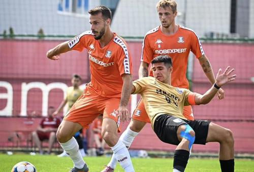 Rapid a câștigat amicalul cu Voluntari disputat la baza din Ștefănești, scor 2-0/ foto: Facebook @Rapid