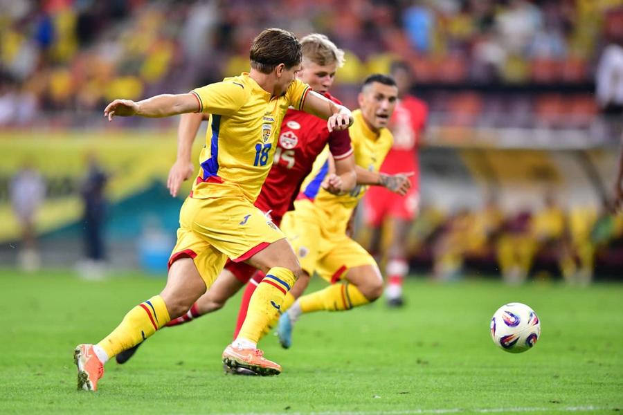 Linia de pressing a României a fost ușor demontată de Canada. Foto: Cristi Preda, GSP România dezastrului tactic » Ce a testat, de fapt, Mircea Lucescu
