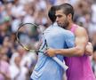 Djokovic l-a îmbrățișat pe Alcaraz după semifinala de la US Open/ foto: Imago Images