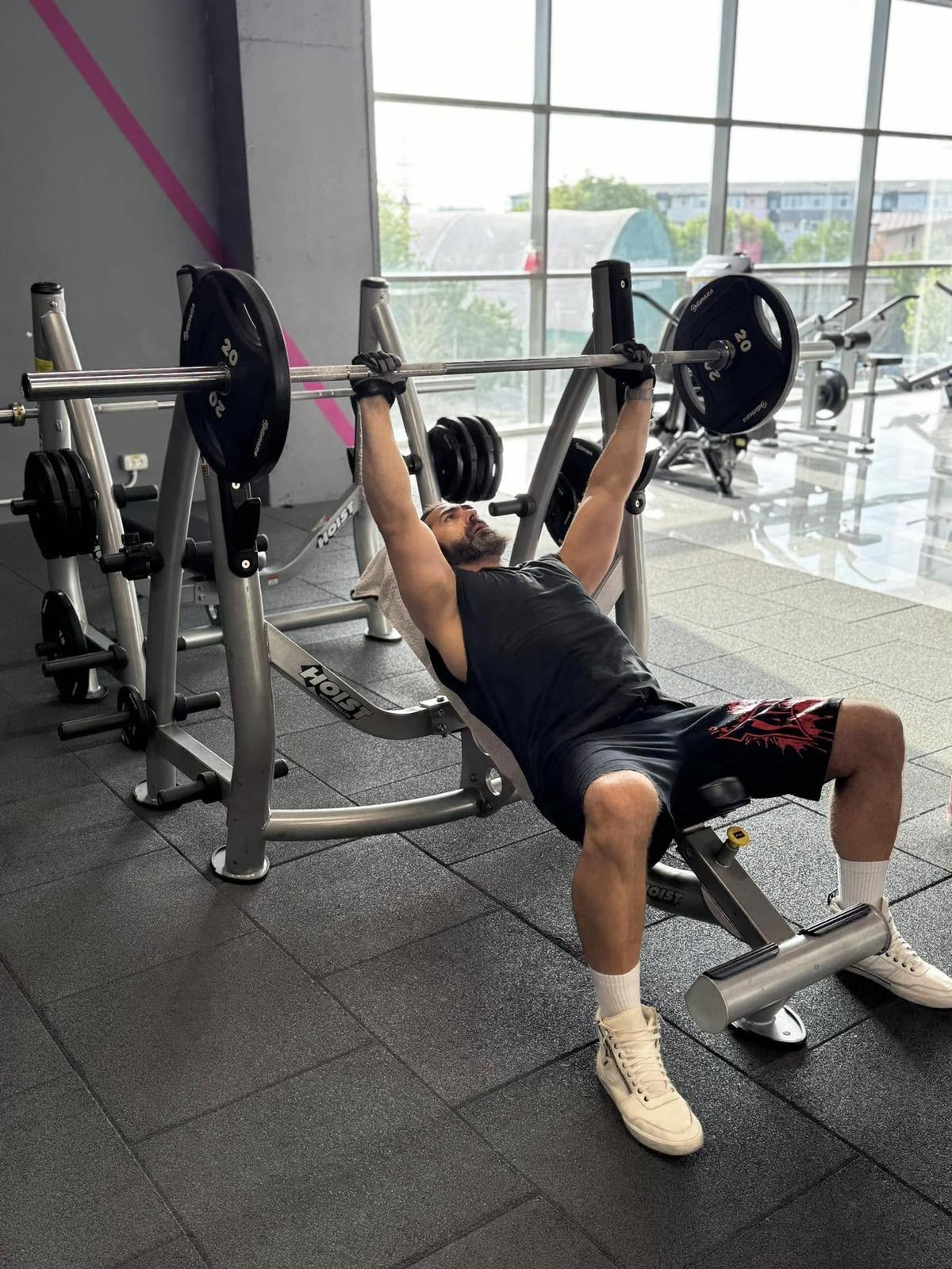 Antrenor cu 20 de ani de experiență în fitness: „90% dintre influencerii de health nu sunt curați!” + Care e „cel mai puternic aliment”