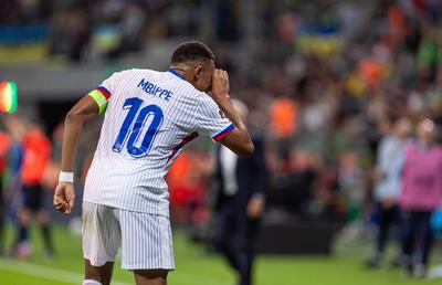 Kylian Mbappe l-a egalat pe Thierry Henry în topul golgheterilor Franței: „Este o nebunie, dar îmi place!”