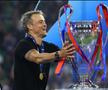 Antrenorul lui PSG, Luis Enrique, ridicând Liga Campionilor, după finala (5-0) cu Inter / Foto: Imago
