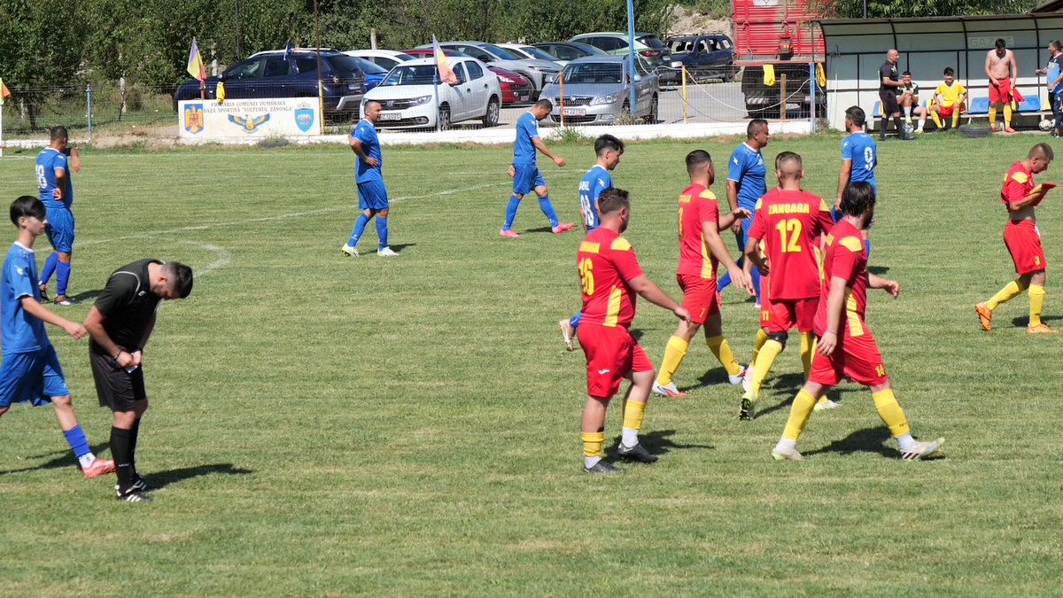 „Era să ne bage mortu-n casă înainte de final!”. Cum arată o duminică în Liga 6 Prahova: ședință aprinsă în vestiar, imnul și „Dragonul”