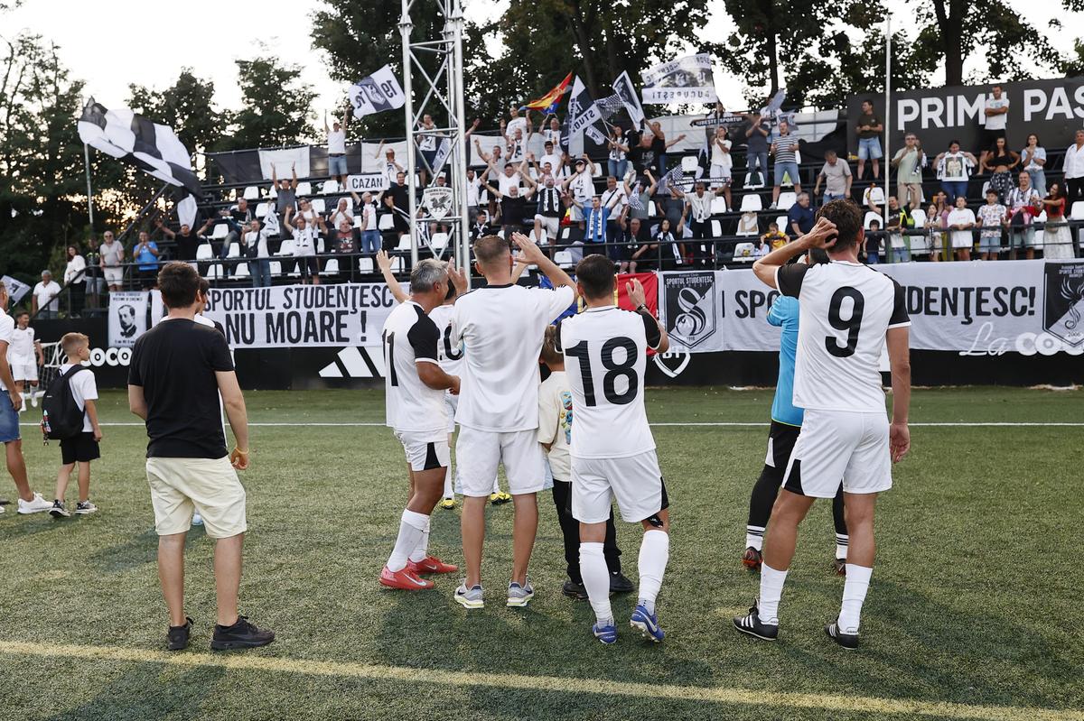 Un arbitru din Superliga a reușit o „dublă” pentru Sportul Studențesc, în primul meci oficial al echipei de la revenire! + Fostul portar al lui FCSB a jucat atacant
