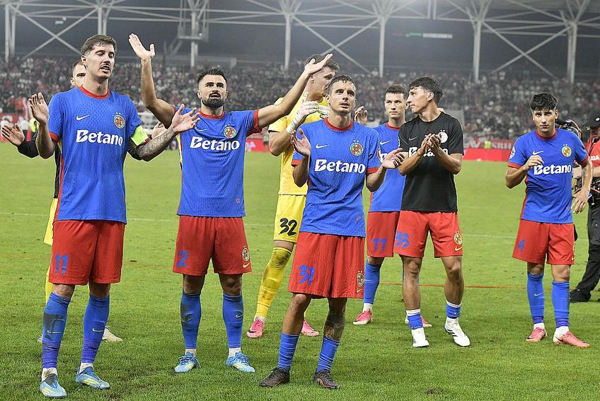 Ricardo Pădurariu, primul de la dreapta la stânga / foto: Cristi Preda (GSP)