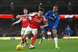 Arsenal - Chelsea, derby londonez la vârful Premier League