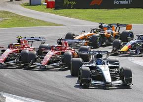 Marele Premiu al Italiei » Russel conduce din nou cursa
