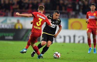 FCSB - DINAMO 1-1 // VIDEO Dan Nistor se consideră nedreptățit: „Toată lumea le-a văzut, numai Istvan Kovacs nu!”
