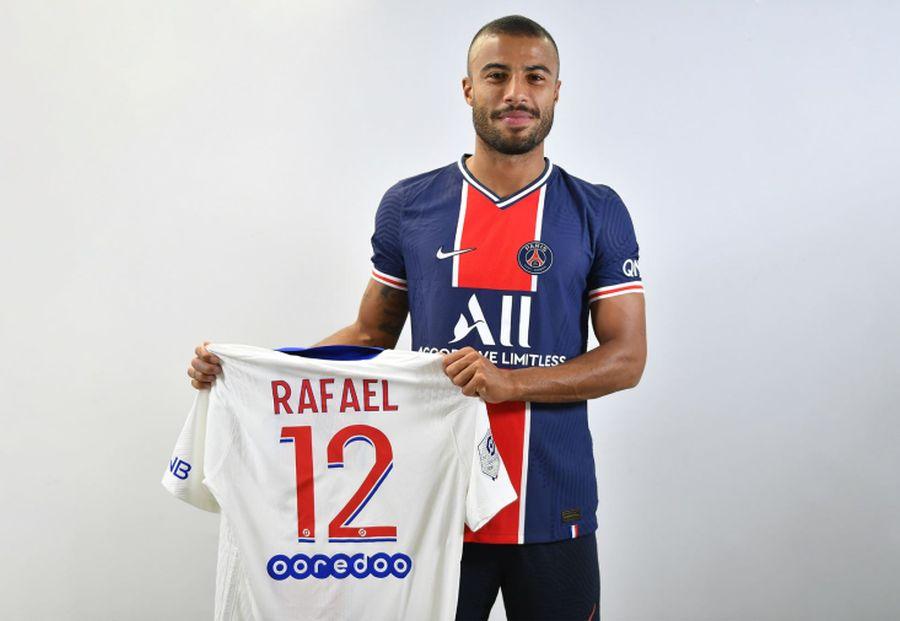 Rafinha, la PSG // foto: psg.fr Curățenie la Barcelona, în ultima zi de mercato » La ce fotbaliști au renunțat catalanii