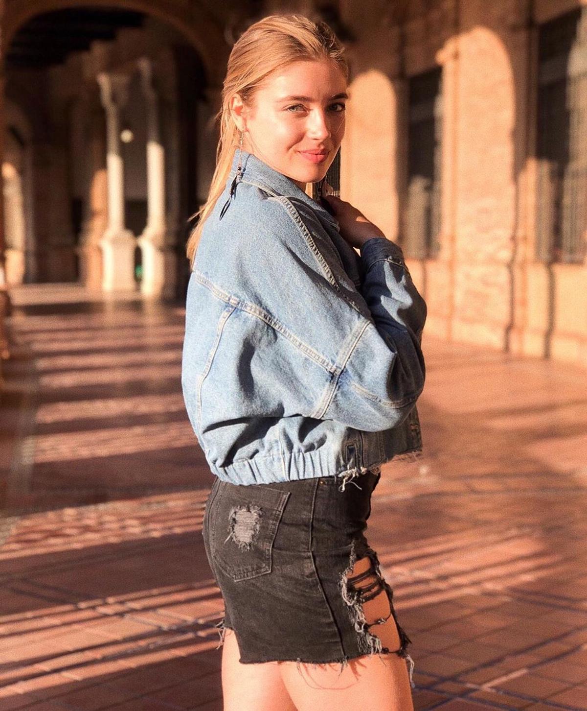 FOTO Aleix Garcia vine în România cu o bombă sexy » Fostul jucător al lui Manchester City se iubește cu o moldoveancă!