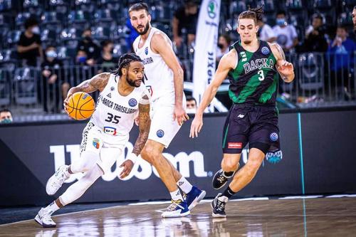 La debutul în Champions League, U BT Cluj Napoca a trecut marți de turcii de la Daruşşafaka Basketbol, scor 66-60 / Sursă foto: Facebook