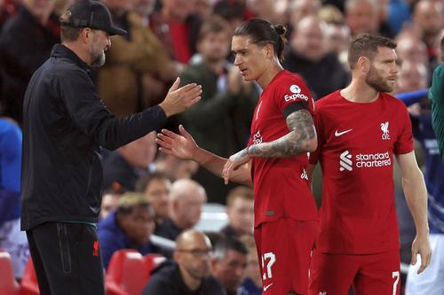 Darwin Nunez și Jurgen Klopp, în timpul meciului Liverpool - Rangers 2-0, din grupele UCL / Sursă foto: Guliver/Getty Images