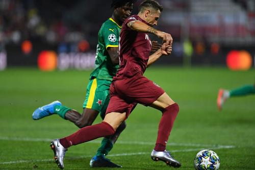În 2019, CFR și Slavia s-au întâlnit în play-off-ul Champions League. Cehii s-au impus de două ori, de fiecare dată cu 1-0/ FOTO: Raed Krishan