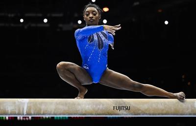 Simone Biles din nou regină, Ana Bărbosu pe locul 23 în finala de la individual compus din cadrul Campionatelor Mondiale de la Antwerp