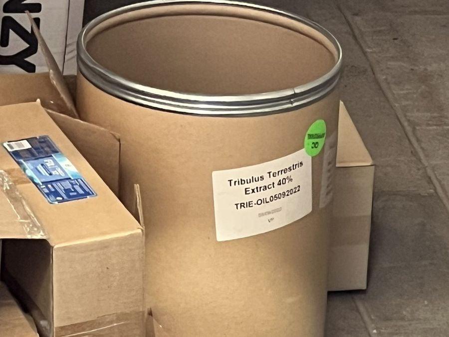 Cine a produs suplimentul contaminat pe care Mouratoglou i l-a oferit lui Halep: firma e într-un mic depozit, iar fabrica nu există!