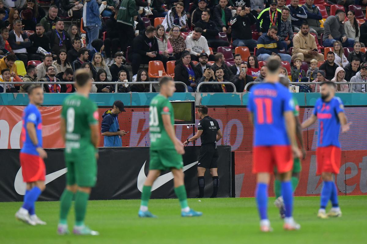 Victorie blondă » FCSB a ajuns în buza play-off-ului după succesul cu Buzău: Tavi Popescu a făcut show