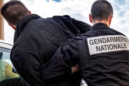 Nayef Aguerd (29 de ani), fundașul central al lui Marseille, a fost atacat de un individ pe aeroportul din Marignane, în timp ce se pregătea să plece pentru a se alătura naționalei Marocului.