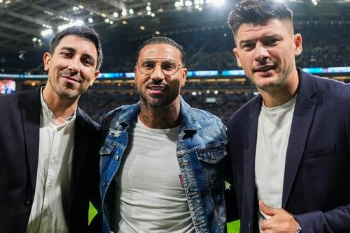 Jorge Fucile (stânga), Ricardo Quaresma (centru), Cristian Săpunaru (dreapta). Foto pagina oficială FC Porto