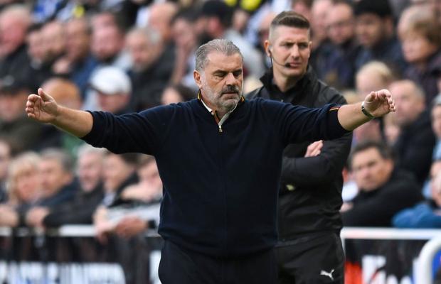 Postecoglou, gata?! Fostul antrenor al lui Drăgușin e fără victorie la Forest: „Voi avea o discuție cu patronul”