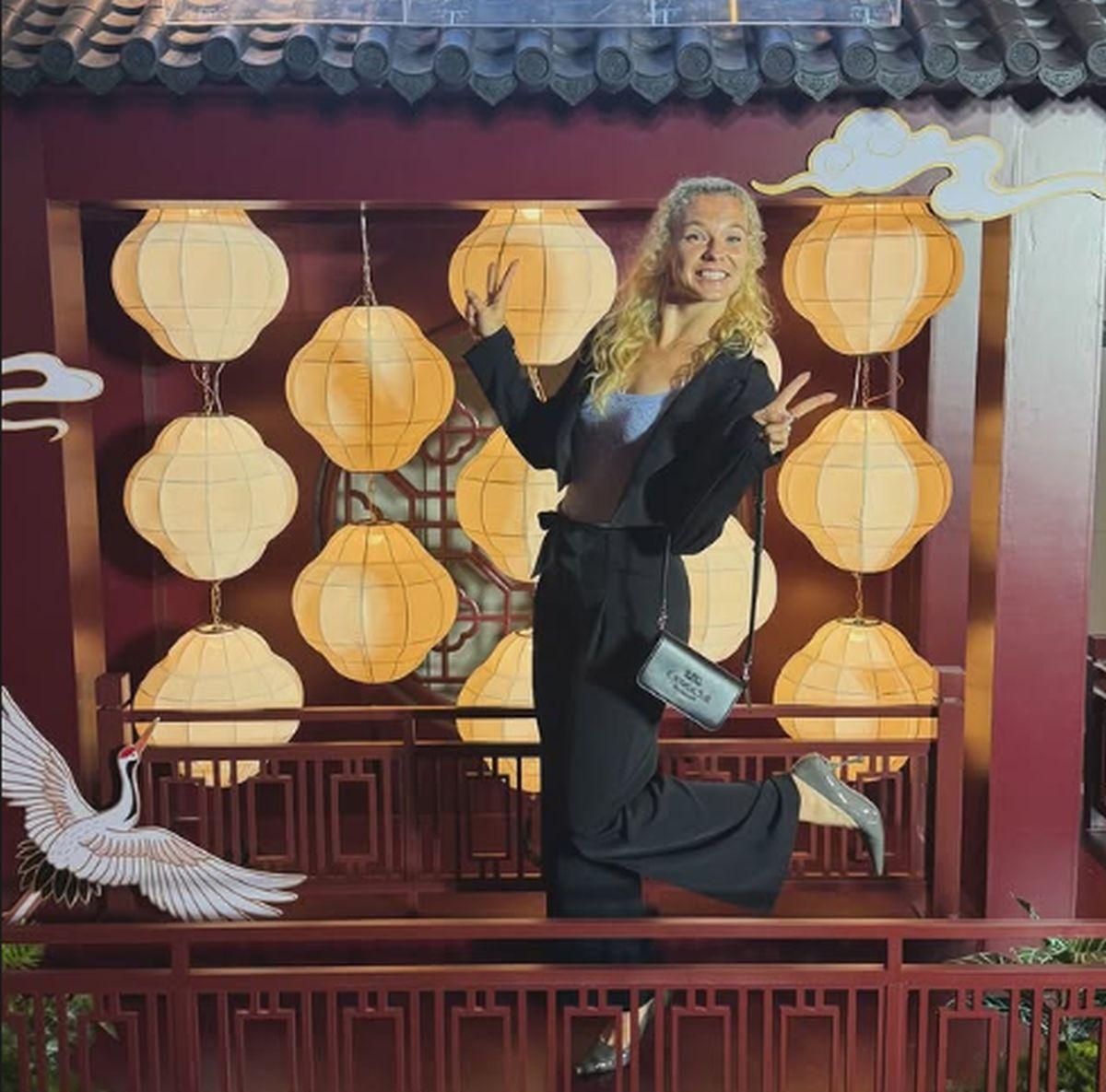 Apariții spectaculoase pentru Sorana Cîrstea, Emma Răducanu sau Iga Swiatek » Imagini de la petrecerea jucătoarelor în Wuhan