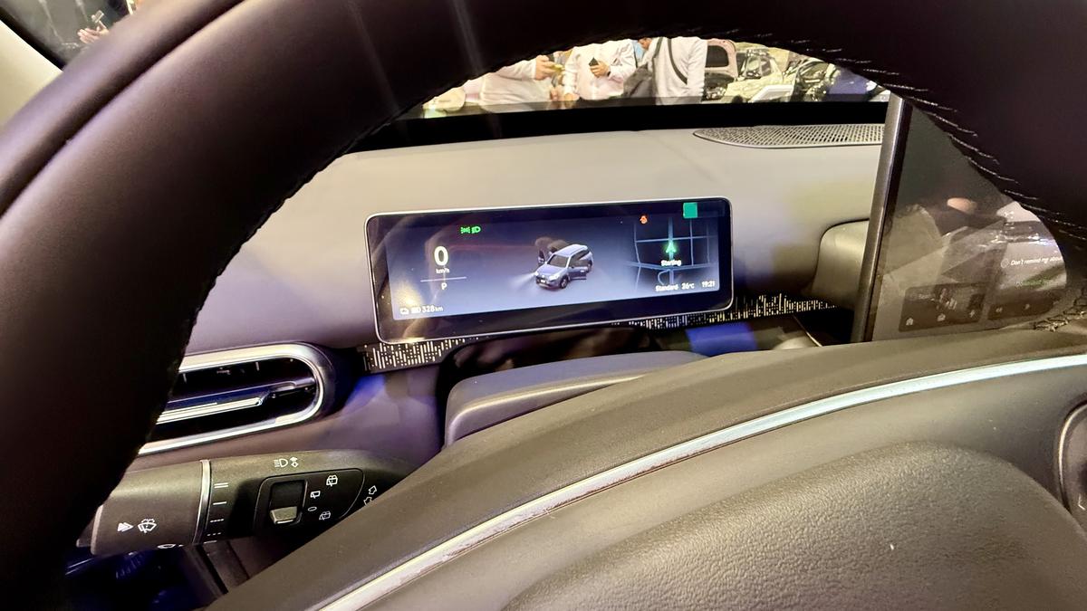 Surpriza chinezilor de la Salonul Auto București » Un nou model electric a intrat oficial pe piața din România