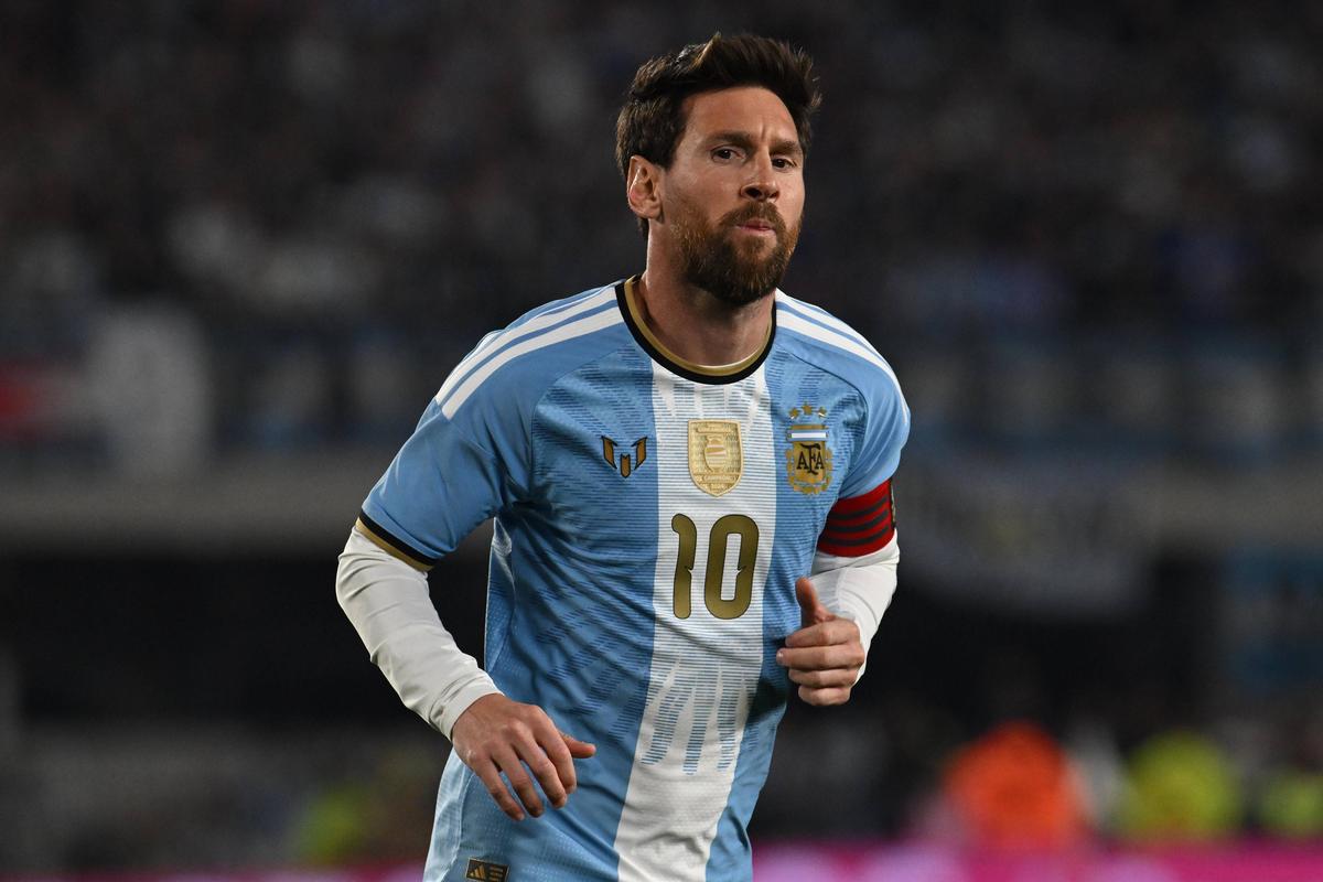 Superliga, reprezentată la retragerea lui Messi » Un jucător din campionatul nostru și un fost petrolist au evoluat pe „El Monumental”