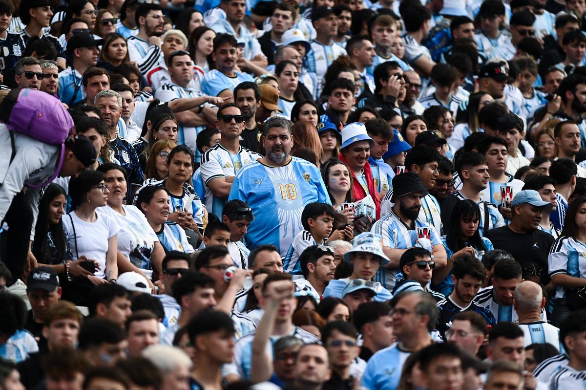 Superliga, reprezentată la retragerea lui Messi » Un jucător din campionatul nostru și un fost petrolist au evoluat pe „El Monumental”