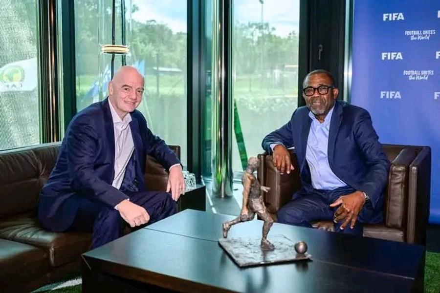 Alt abuz după „scandalul Balogun”. Ar fi jucat ilegal la Mondial! » „Infantino l-a protejat pentru realegerea sa”
