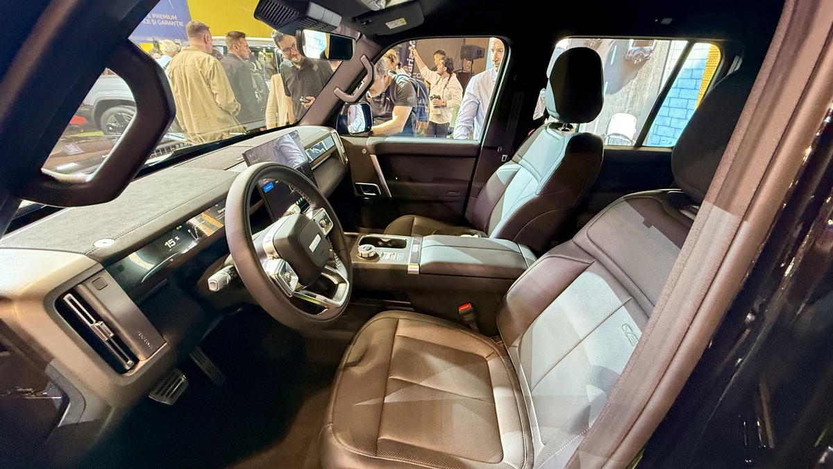 Chinezii accelerează pe piața auto din România » Noul model a fost lansat la Salonul Auto București!