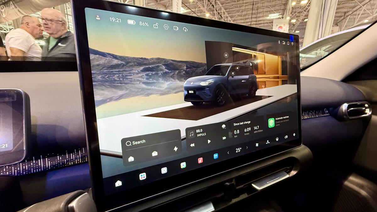 Surpriza chinezilor de la Salonul Auto București » Un nou model electric a intrat oficial pe piața din România