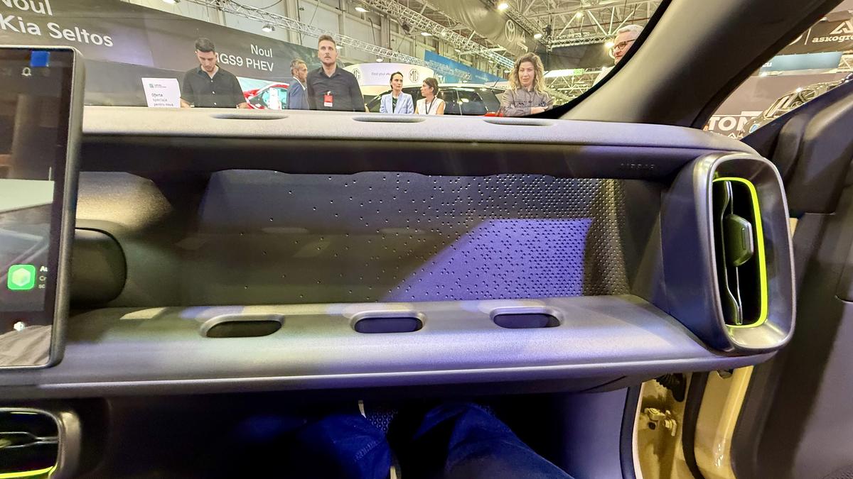 O nouă mașină își face debutul în România » Costă sub 30.000 de euro și a fost prezentată la Salonul Auto București